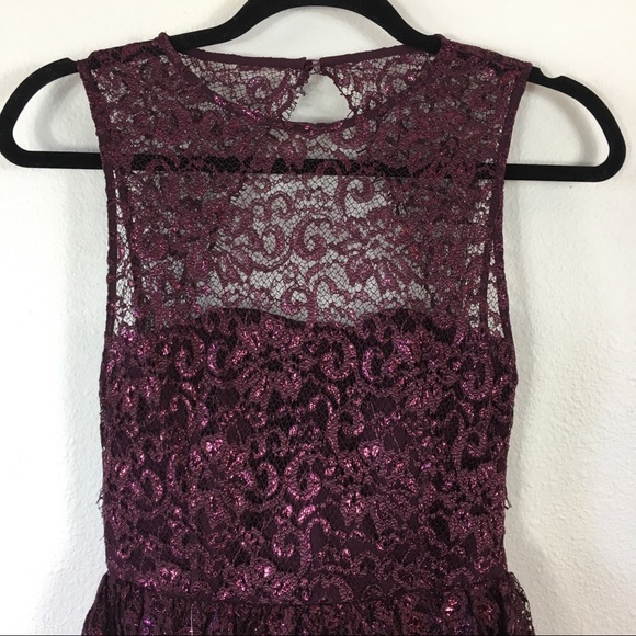 Alice + Olivia Ophelia Lace Fit & Flare SL Dress - Picture 4 of 8